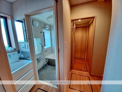 東横町戸建[1LDK/67m2]の洗面所