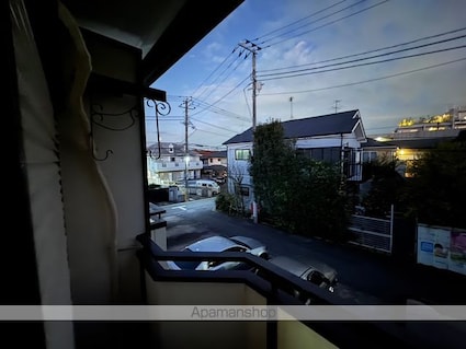 メゾンドールアザリア[1K/28m2]のバルコニー