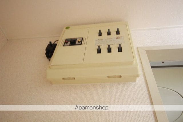 アルファ千草瀬戸の内装写真