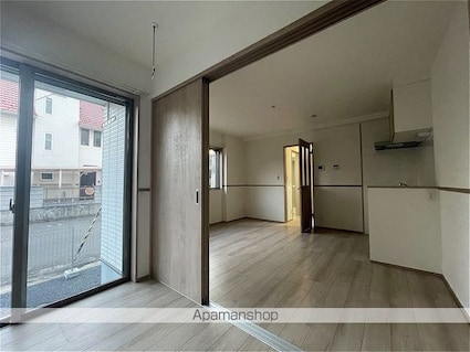 シャイニングパレス宮城野原[1LDK/28.8m2]のリビング・居間