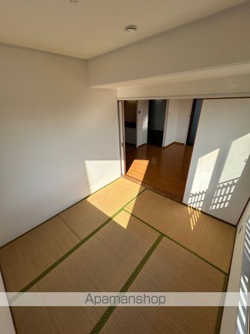 TKHーIIの内装写真