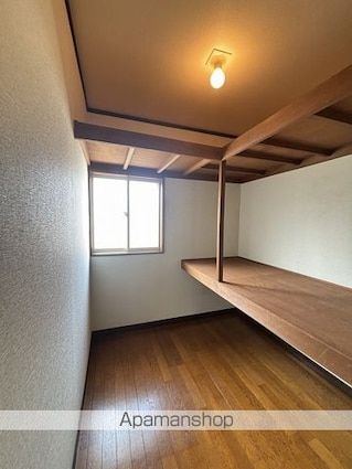 宝沢貸家[4LDK/124m2]の収納