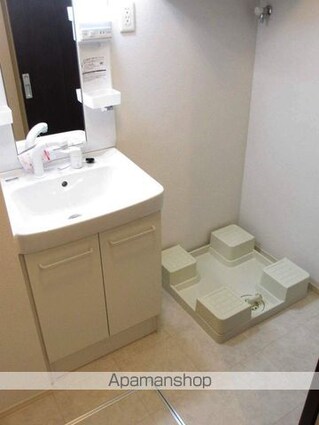 岡山県岡山市北区西崎２丁目[1K/32.43m2]の洗面所