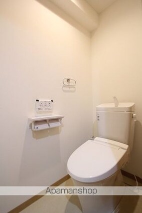 Ｓｔｒａｔｏｃａｓｔｅｒ市駅西[1LDK/31.63m2]のトイレ