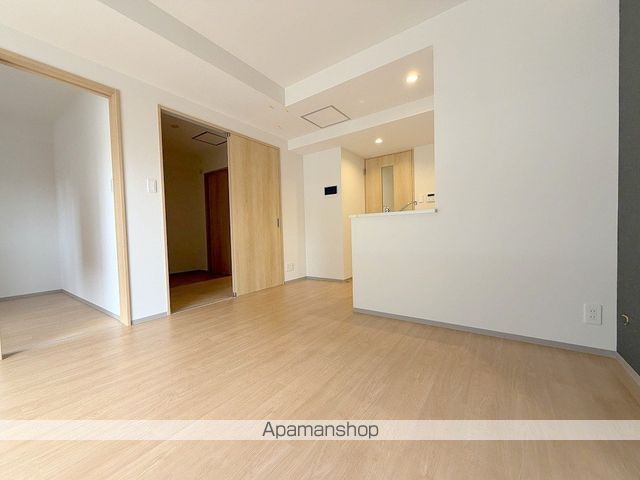 アルティザ瓦屋町IIの内装写真