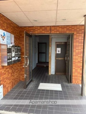 ヴェルデ比叡山の玄関写真