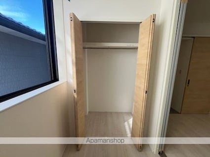 滋賀県近江八幡市十王町[1LDK/29.81m2]の収納