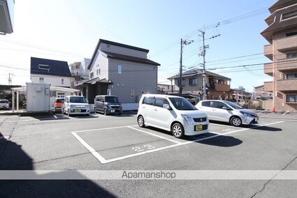 ニック小坂[2LDK/48.6m2]の駐車場