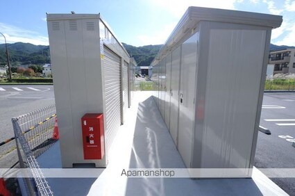 フィールドヒル　茅野[1LDK/43.9m2]の共用部1