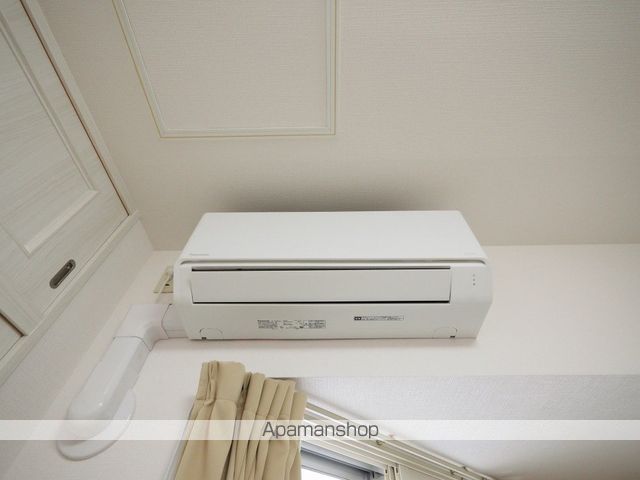 CANVASSすすきのの内装写真