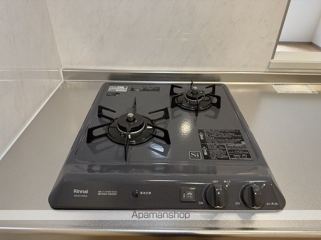 アルティザ瓦屋町IIの内装写真