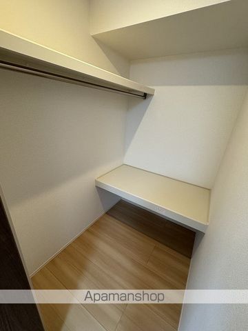 シャルール月の木の内装写真