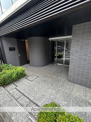 エミリブ池袋の玄関写真
