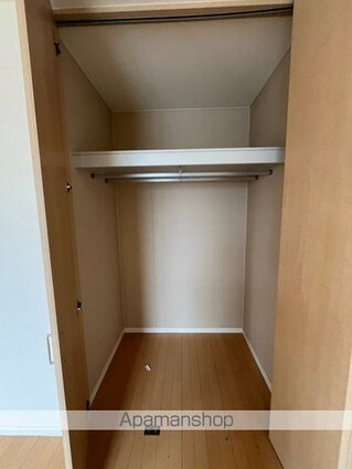 和歌山県和歌山市和歌川町[2LDK/60.18m2]の収納