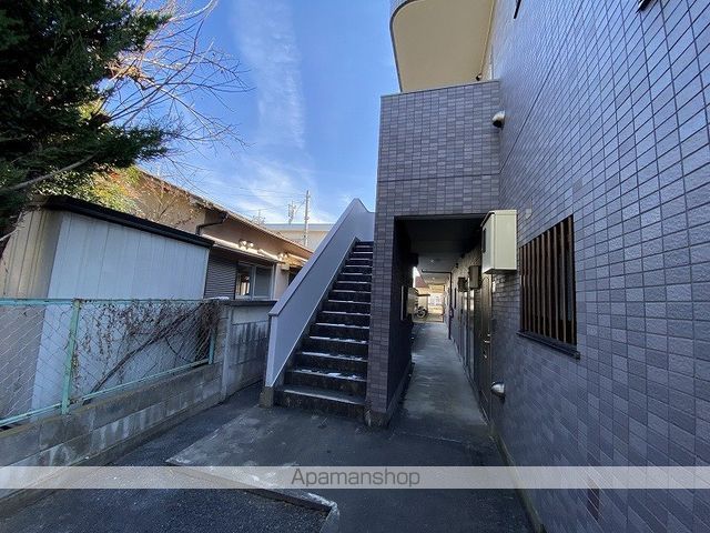 フォレスト小松の玄関写真