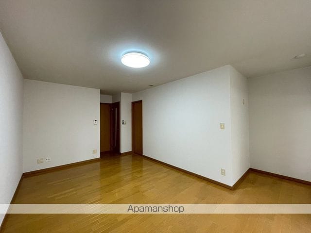 LEMUREIIの内装写真