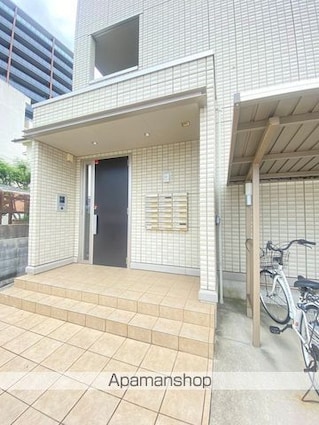 和歌山県和歌山市吹上２丁目[1LDK/33.39m2]のエントランス3