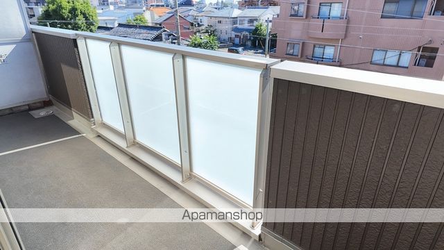 アンソレイエ トモの内装写真