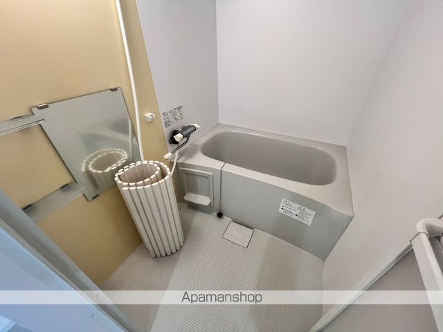 ＪＲ函館本線 函館駅 バス乗車時間：13分 最寄りバス停で下車 徒歩2分 4階建 築10年の内装写真