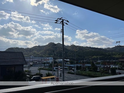 タロックス新居浜[2LDK/64.26m2]の眺望