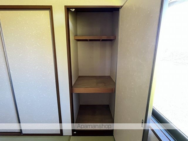 ハイツ丸山 C棟の内装写真