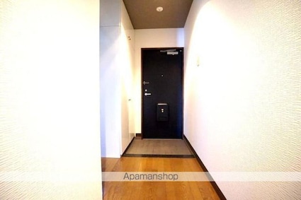 ル・ロア・ヴェール[3LDK/78.6m2]の玄関