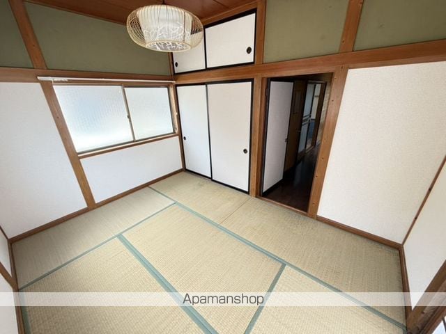 ＪＲ常磐線 泉駅 バス乗車時間：32分 最寄りバス停で下車 徒歩4分 2階建 築45年の内装写真