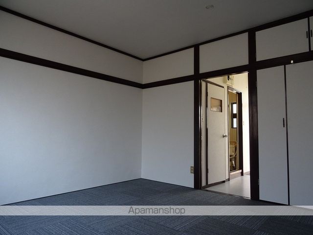 コーポ宮城野原A棟の内装写真