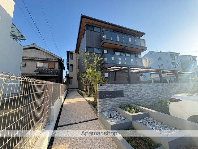 DーROOM中小阪の外観写真