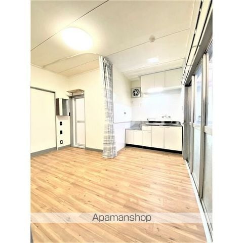 多加良浦町貸家の内装写真