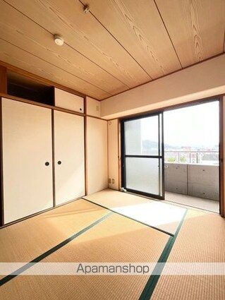 Ｗａｊｉｍａ小雑賀マンション[3DK/68.9m2]の内装1