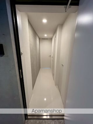 東京都中野区中央３丁目[1SLDK/50.72m2]の玄関