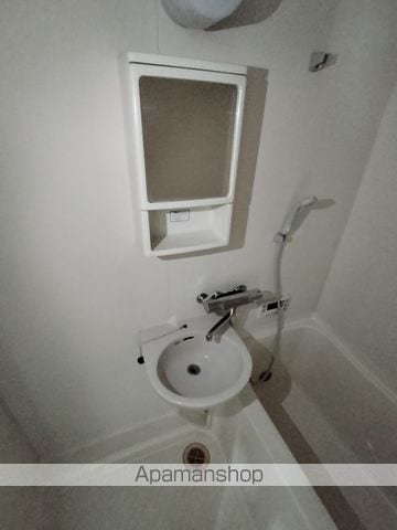 メゾンながつじA棟の内装写真