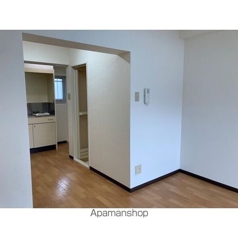 諏訪マンションの内装写真