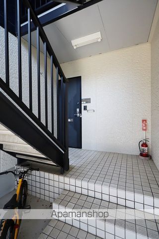 メゾネットクレール B棟の玄関写真