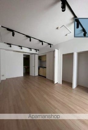 東京都目黒区駒場１丁目[1R/46.9m2]のリビング・居間