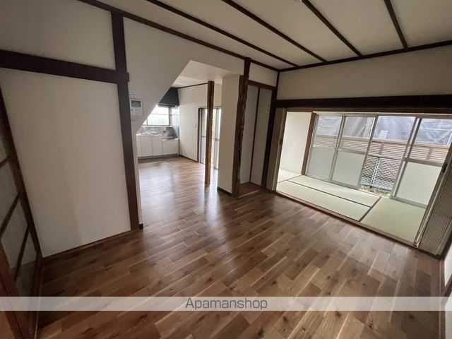 八千代市勝田台南二丁目20番19号戸建の内装写真