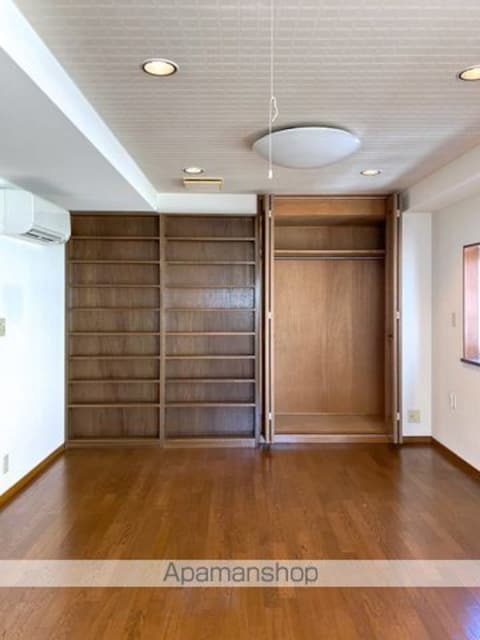 東京都立川市高松町３丁目[2LDK/101.5m2]の収納
