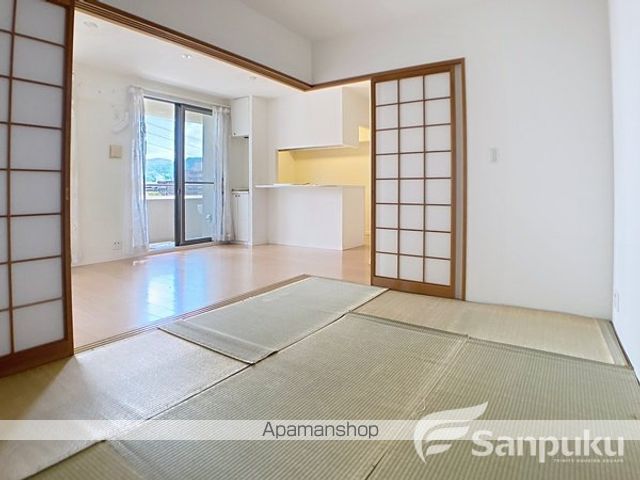 エイルマンション岩崎プレジデンスの内装写真