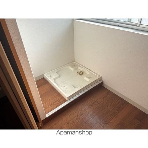 諏訪マンションの内装写真