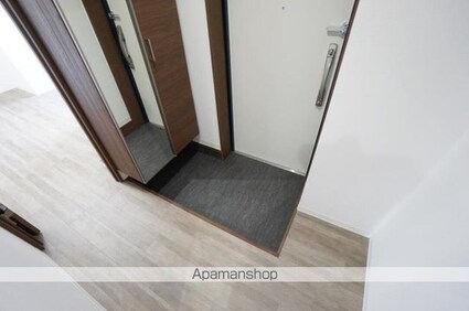 Ｍａｙｆａｉｒ南江戸Ｐｒｅｍｉｕｍ[3LDK/70.13m2]の玄関