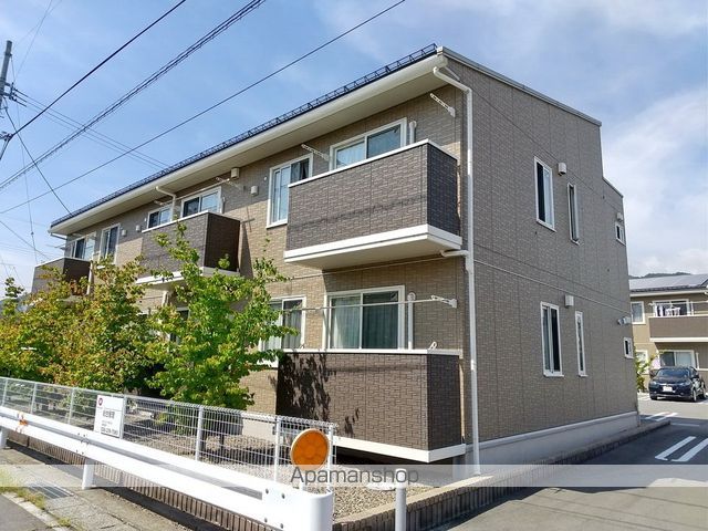 ルージュ 伊勢宮 A棟の外観写真