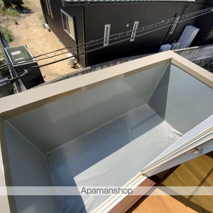 ハイツエーデルワイス[1R/23.18m2]のバルコニー