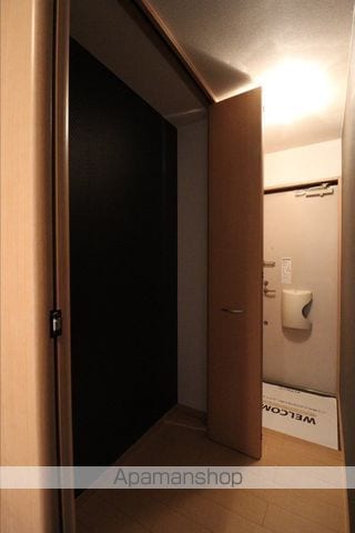 フェイバリット フラット B棟の内装写真