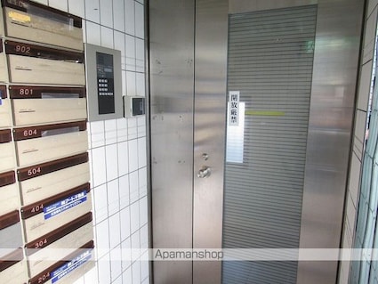 アップルコート[1K/30.81m2]のエントランス