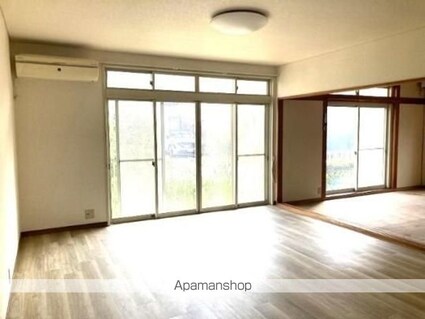 江平東町貸家[3LDK/87m2]の内装2