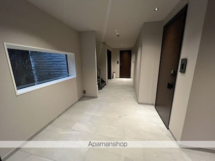 チップ[2LDK/71.51m2]のロビー