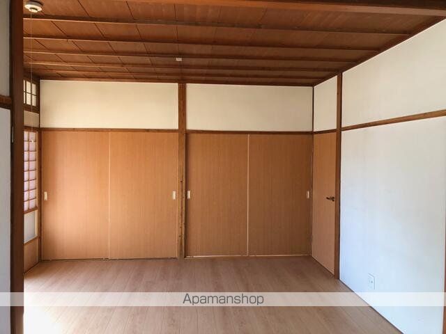 通古賀5丁目貸家の内装写真