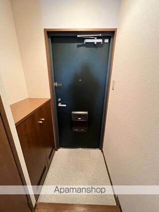 和歌山県和歌山市紀三井寺[2LDK/59.4m2]の玄関