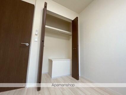 キャメロット八王子[2LDK/55.66m2]の収納